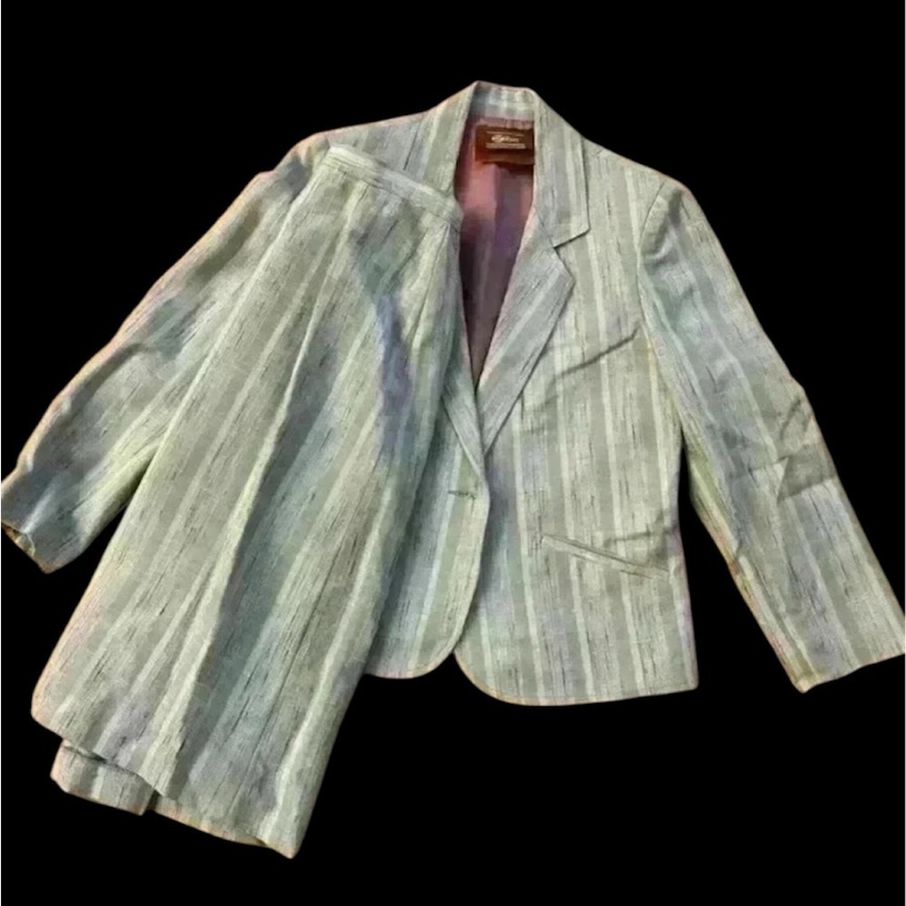 Vintage 2 piece  Ladies skirt suit high wasted size 10 by Ziba